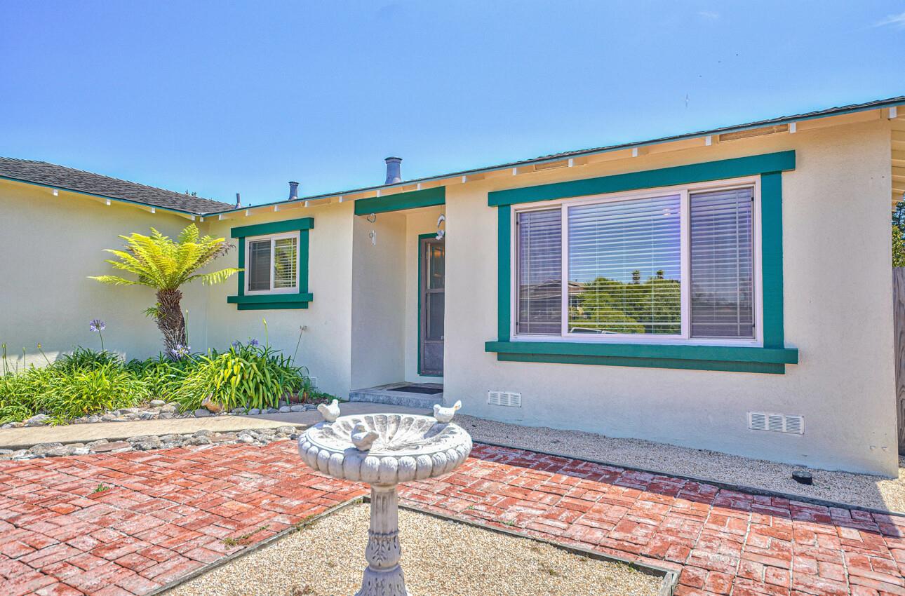 326 Parson Cir, Marina, CA 93933 photo 4