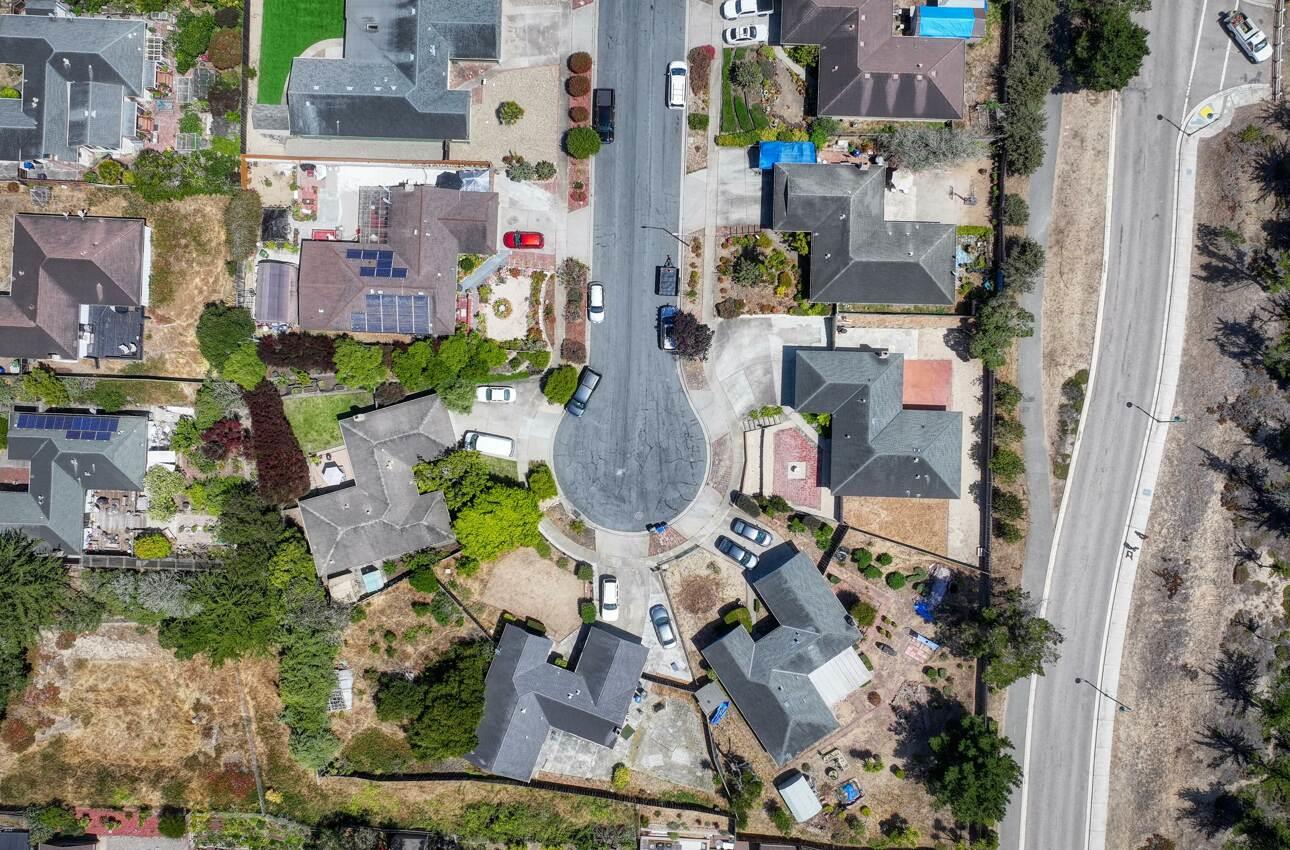 326 Parson Cir, Marina, CA 93933 photo 9