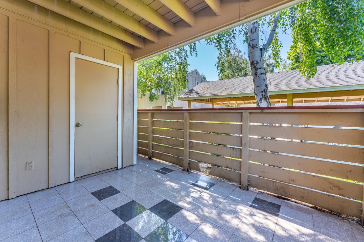 Detail Gallery Image 18 of 30 For 9 Monte Verano Ct, San Jose,  CA 95116 - 1 Beds | 1 Baths