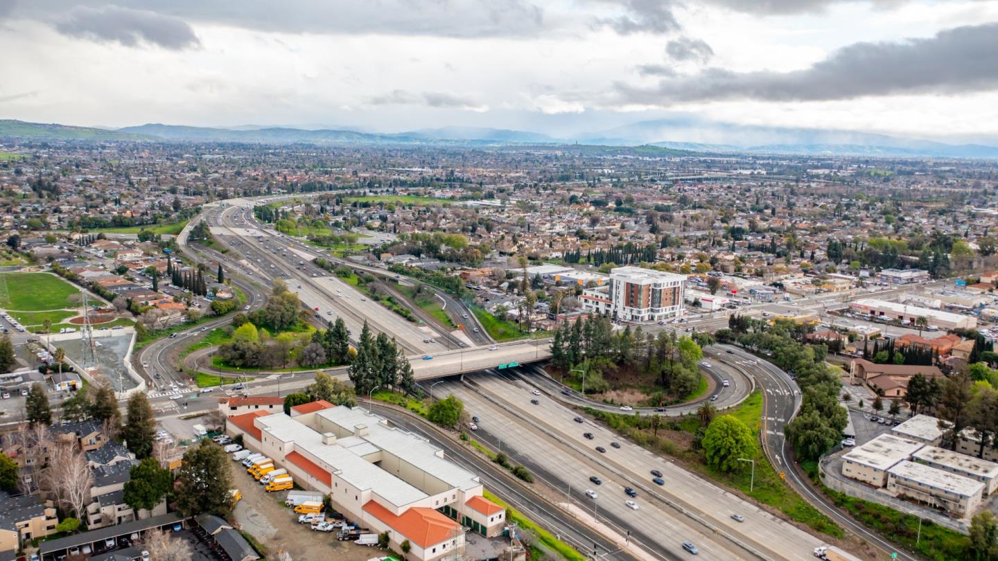 Detail Gallery Image 28 of 30 For 9 Monte Verano Ct, San Jose,  CA 95116 - 1 Beds | 1 Baths