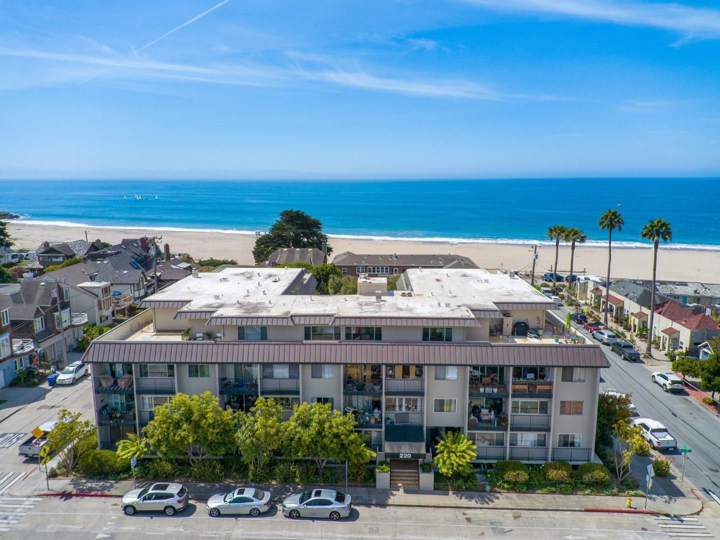 Detail Gallery Image 1 of 1 For 220 Atlantic Ave #213,  Santa Cruz,  CA 95062 - 0 Beds | 1 Baths