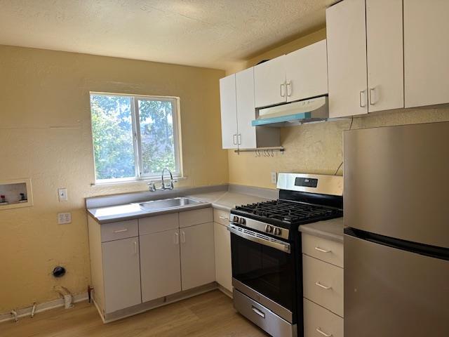 Detail Gallery Image 1 of 9 For 293 1/2 El Camino Real, San Bruno,  CA 94066 - 2 Beds | 1 Baths