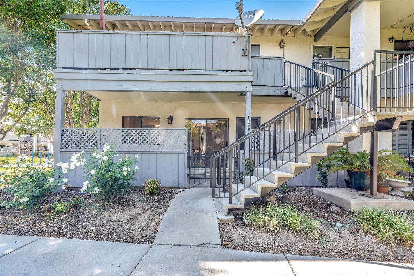 Detail Gallery Image 1 of 1 For 3149 Kenland Dr, San Jose,  CA 95111 - 3 Beds | 2 Baths