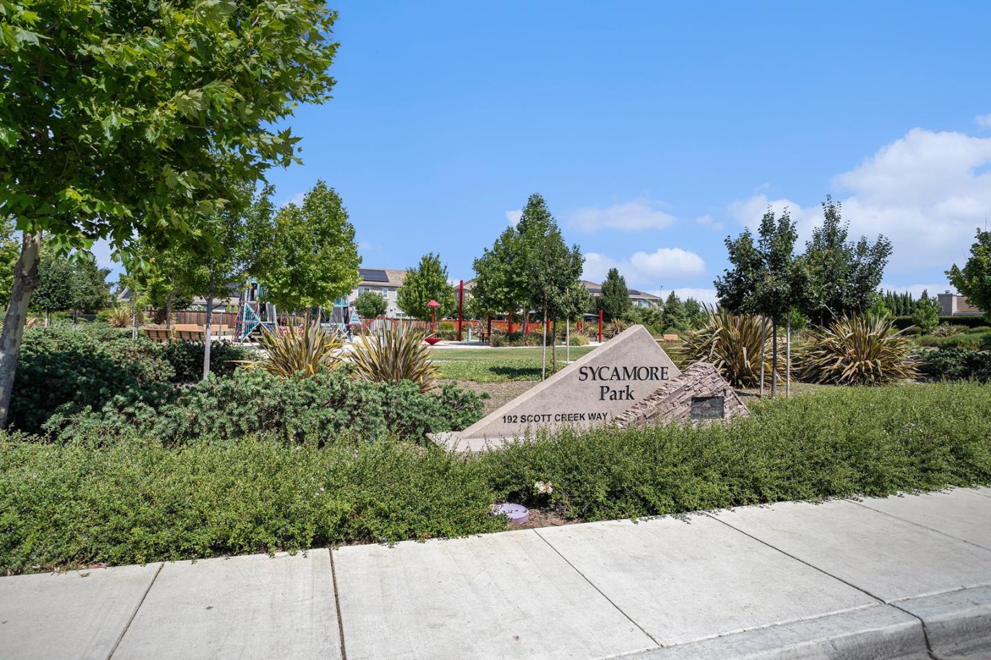 Detail Gallery Image 34 of 37 For 326 Bear Creek Dr, Brentwood,  CA 94513 - 6 Beds | 4/1 Baths