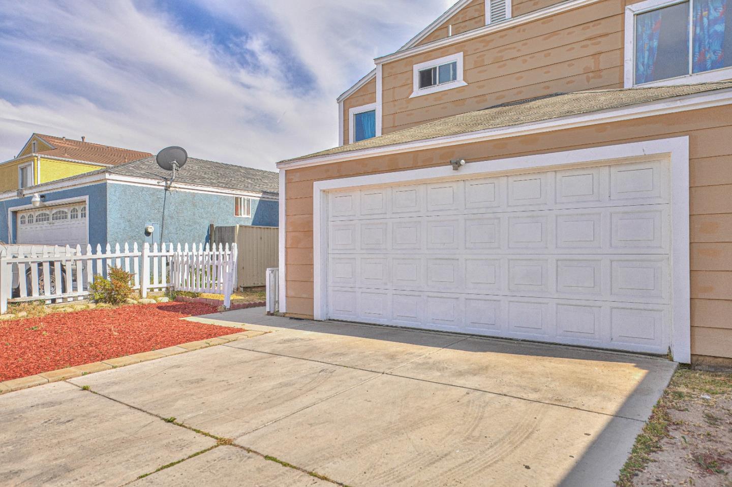 Detail Gallery Image 1 of 1 For 1736 Marin Pl, Soledad,  CA 93960 - 4 Beds | 2 Baths