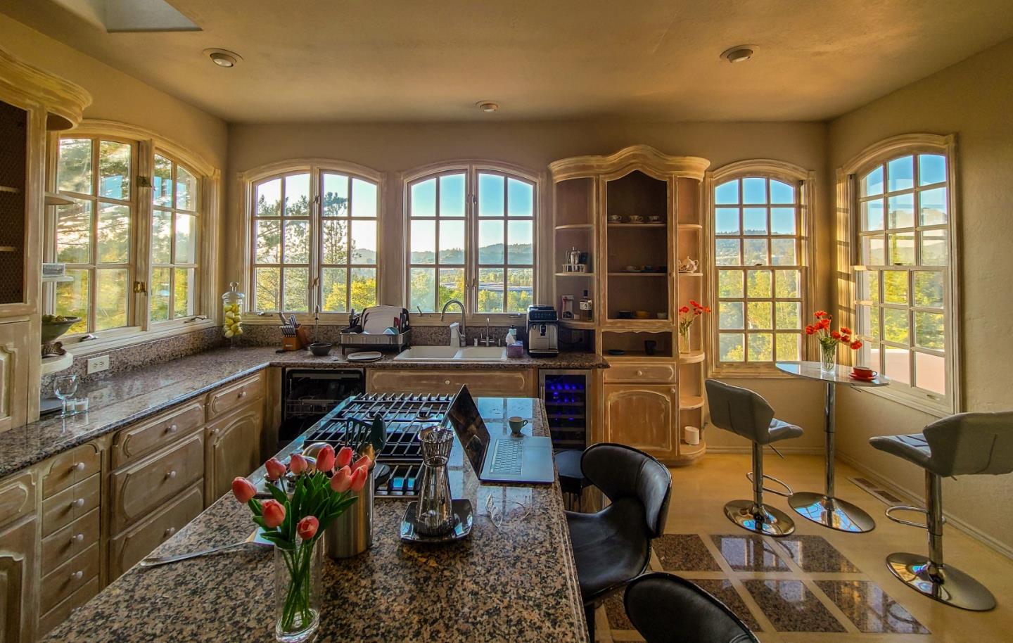 Detail Gallery Image 12 of 55 For 112 Sunset Ter, Scotts Valley,  CA 95066 - 4 Beds | 3/1 Baths