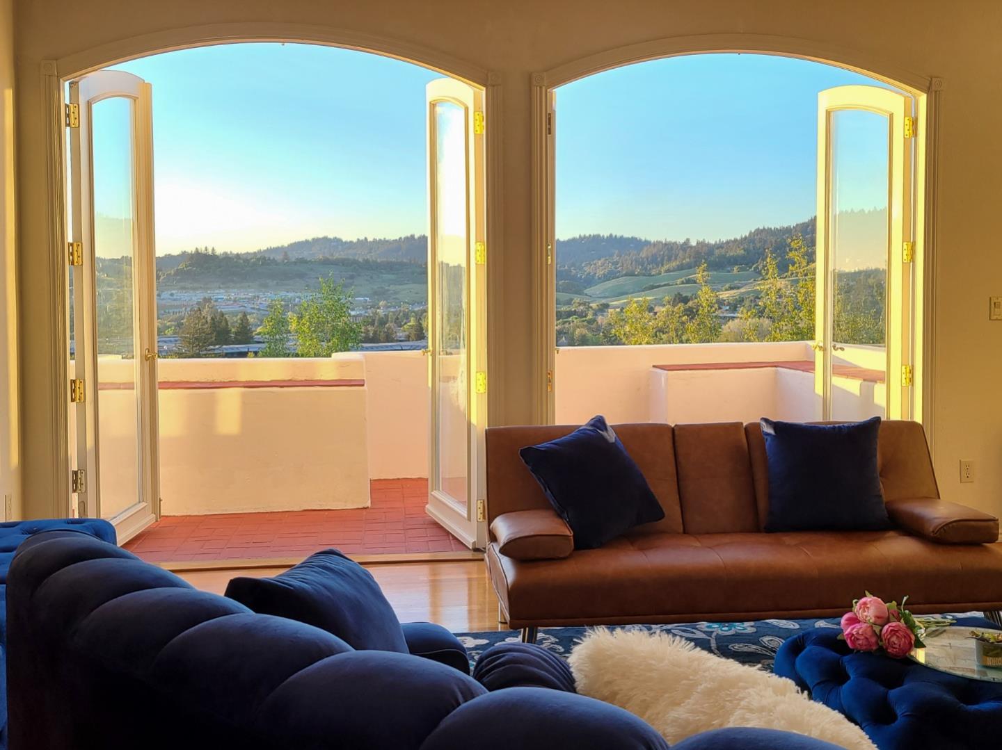 Detail Gallery Image 8 of 55 For 112 Sunset Ter, Scotts Valley,  CA 95066 - 4 Beds | 3/1 Baths