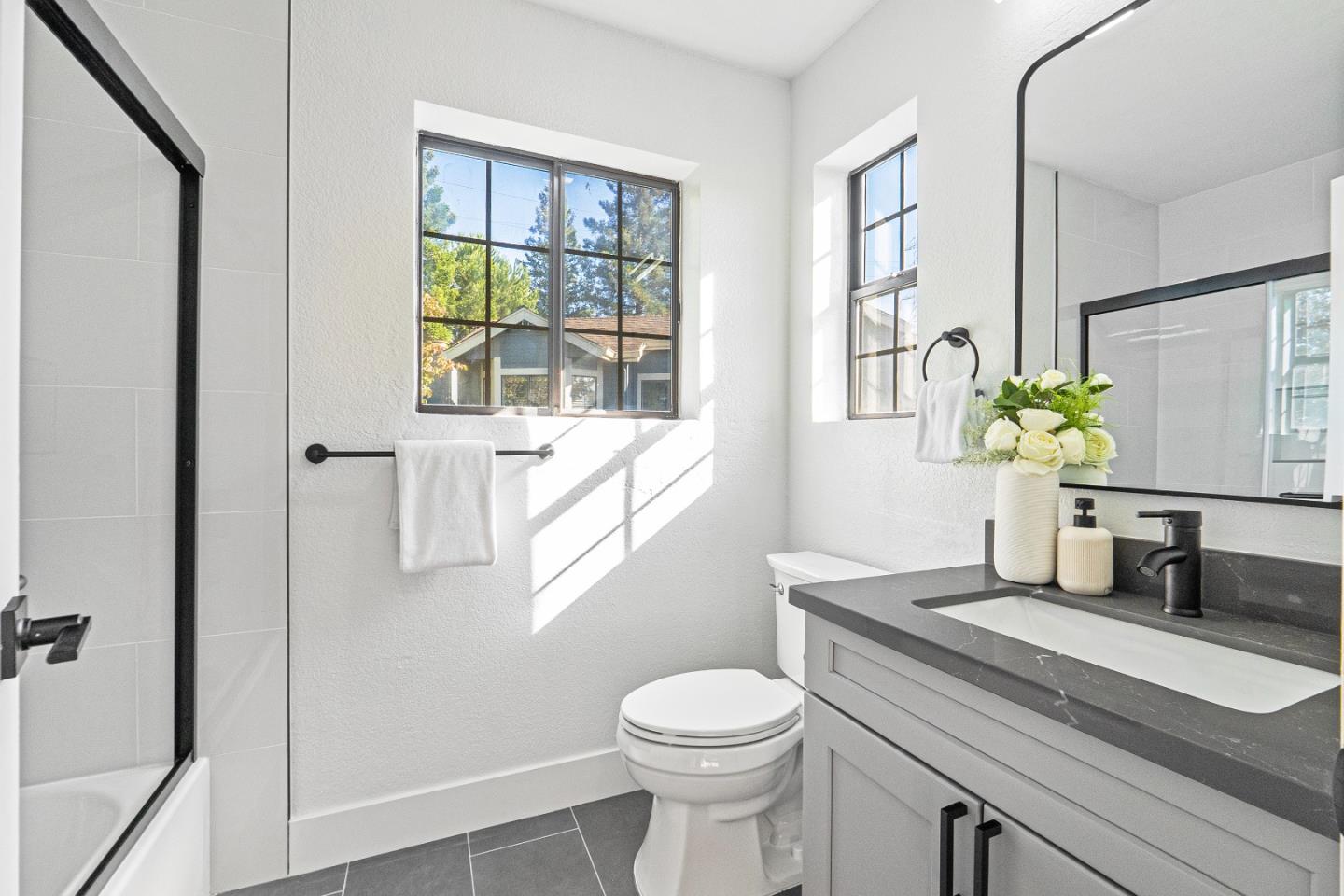 Detail Gallery Image 23 of 33 For 474 Medanos Ct, Fremont,  CA 94539 - 2 Beds | 2/1 Baths