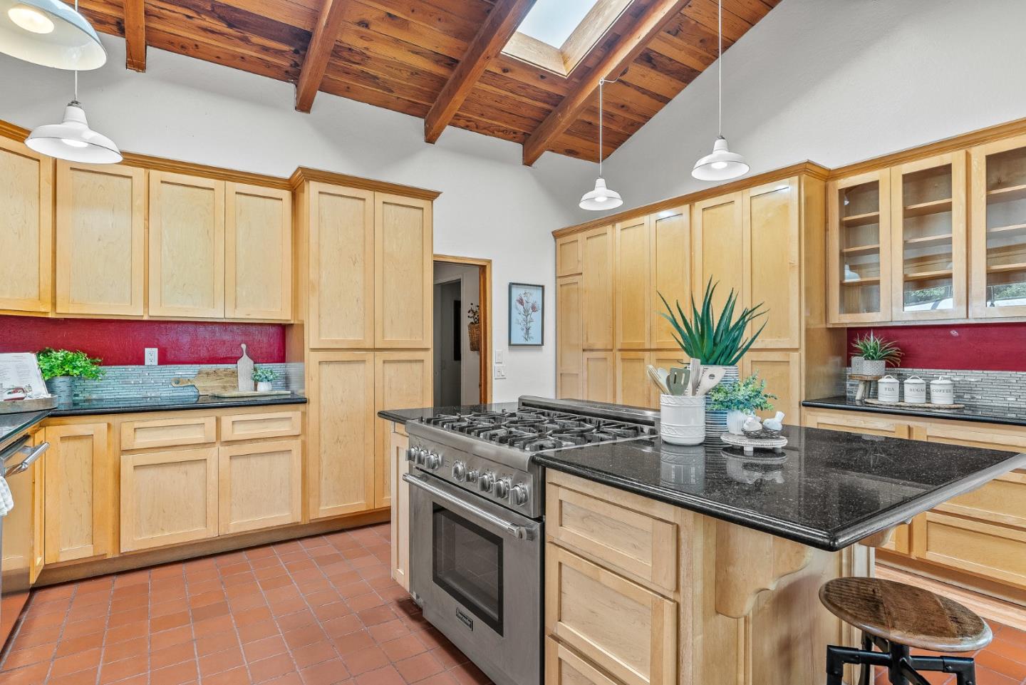 Detail Gallery Image 18 of 50 For 800 Ranchitos Del Sol, Aptos,  CA 95003 - 4 Beds | 2/1 Baths