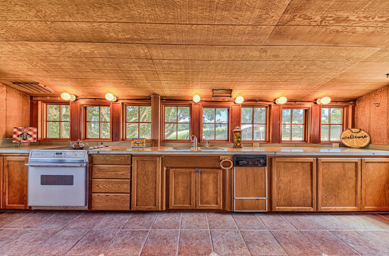 Detail Gallery Image 21 of 47 For 8789 Ormart Rd, Castroville,  CA 95012 - 2 Beds | 2 Baths