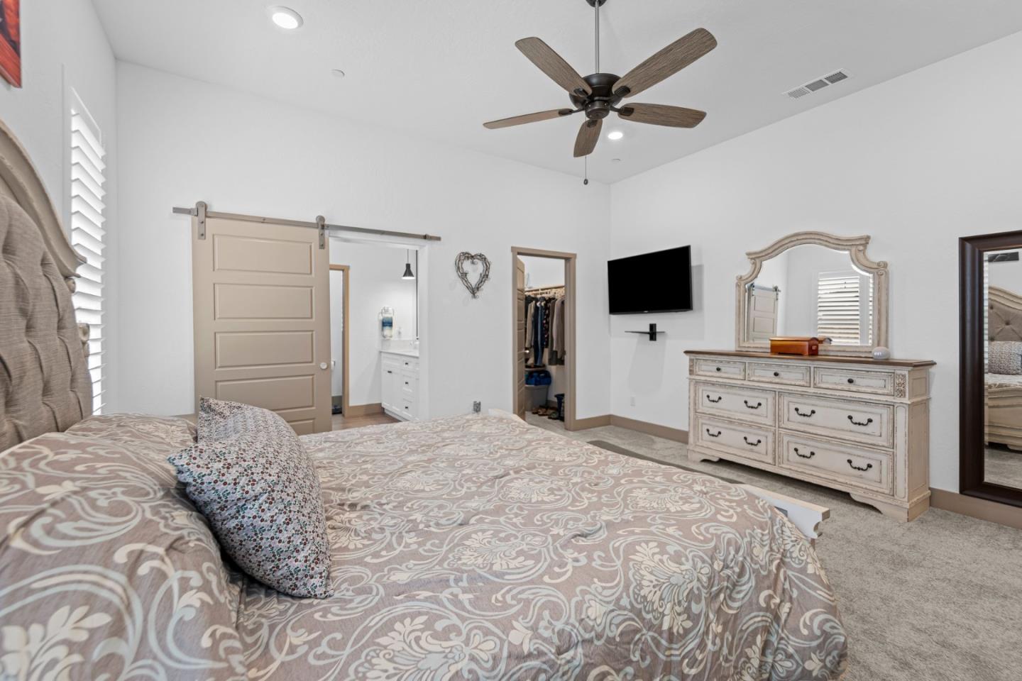 Detail Gallery Image 32 of 44 For 20155 Siena Dr, Friant,  CA 93626 - 3 Beds | 2 Baths