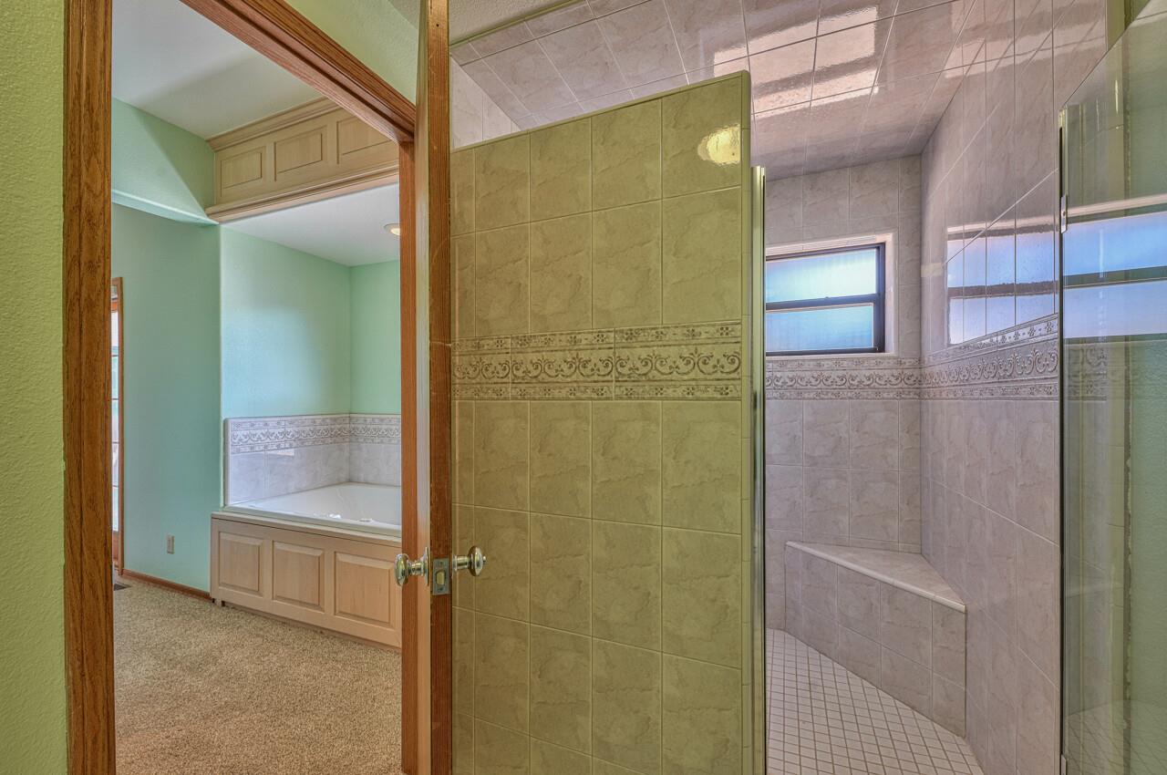 Detail Gallery Image 25 of 62 For 68 San Benancio Rd, Salinas,  CA 93908 - 6 Beds | 3/1 Baths