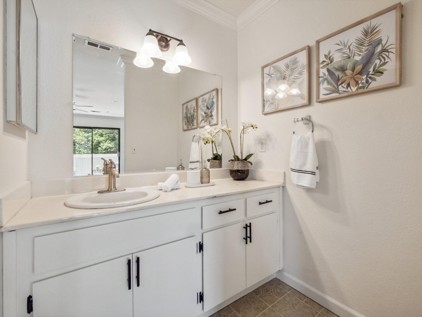 Detail Gallery Image 19 of 33 For 106 Mohave Ter #18,  Fremont,  CA 94539 - 2 Beds | 2 Baths