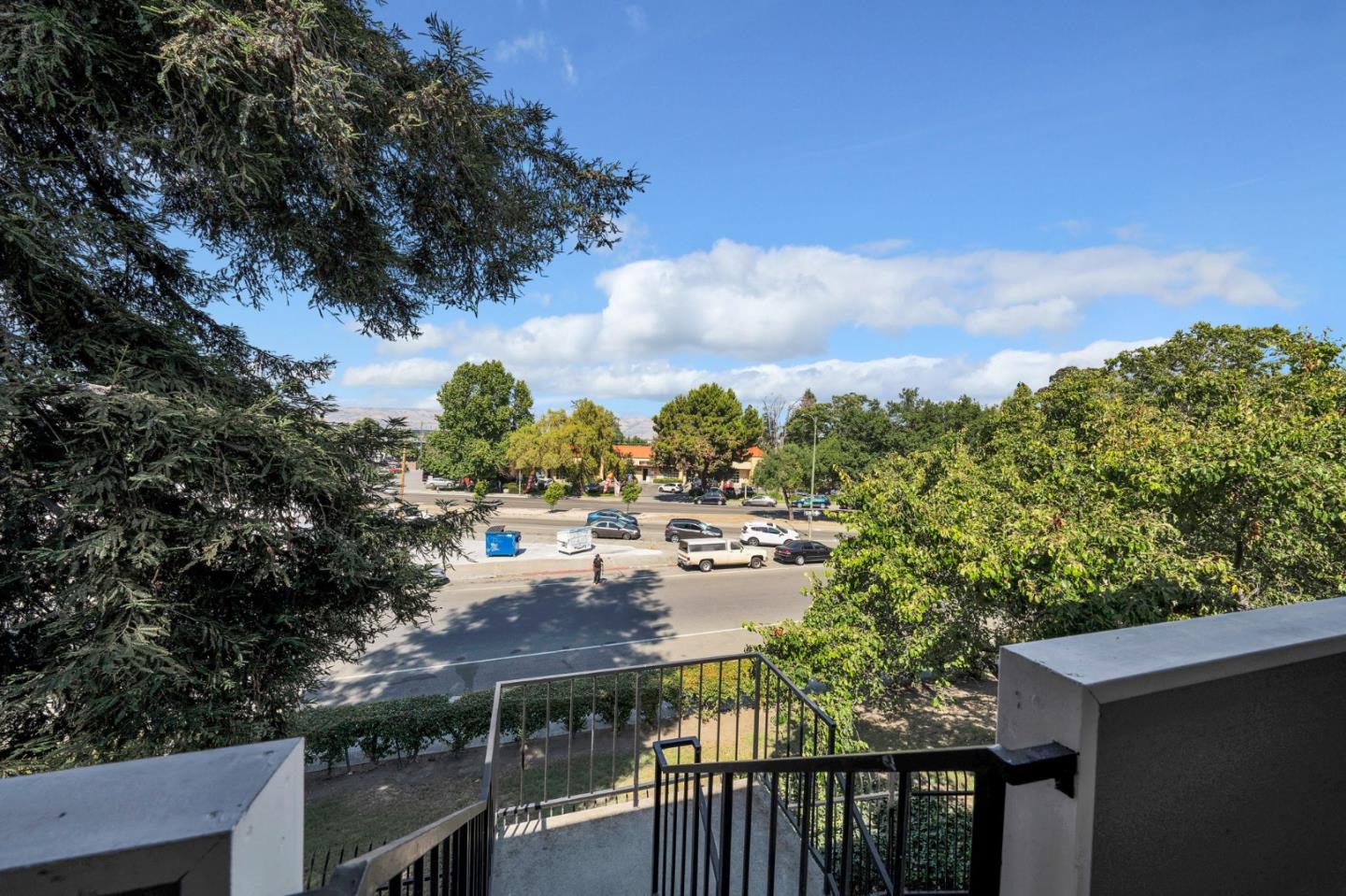 Detail Gallery Image 3 of 38 For 244 Stonegate Cir, San Jose,  CA 95110 - 1 Beds | 1 Baths