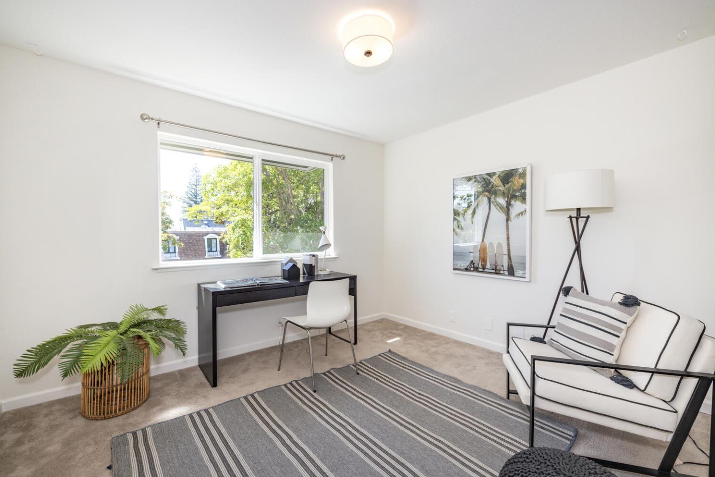 Detail Gallery Image 11 of 14 For 615 Forest Ave, Palo Alto,  CA 94301 - 2 Beds | 2 Baths