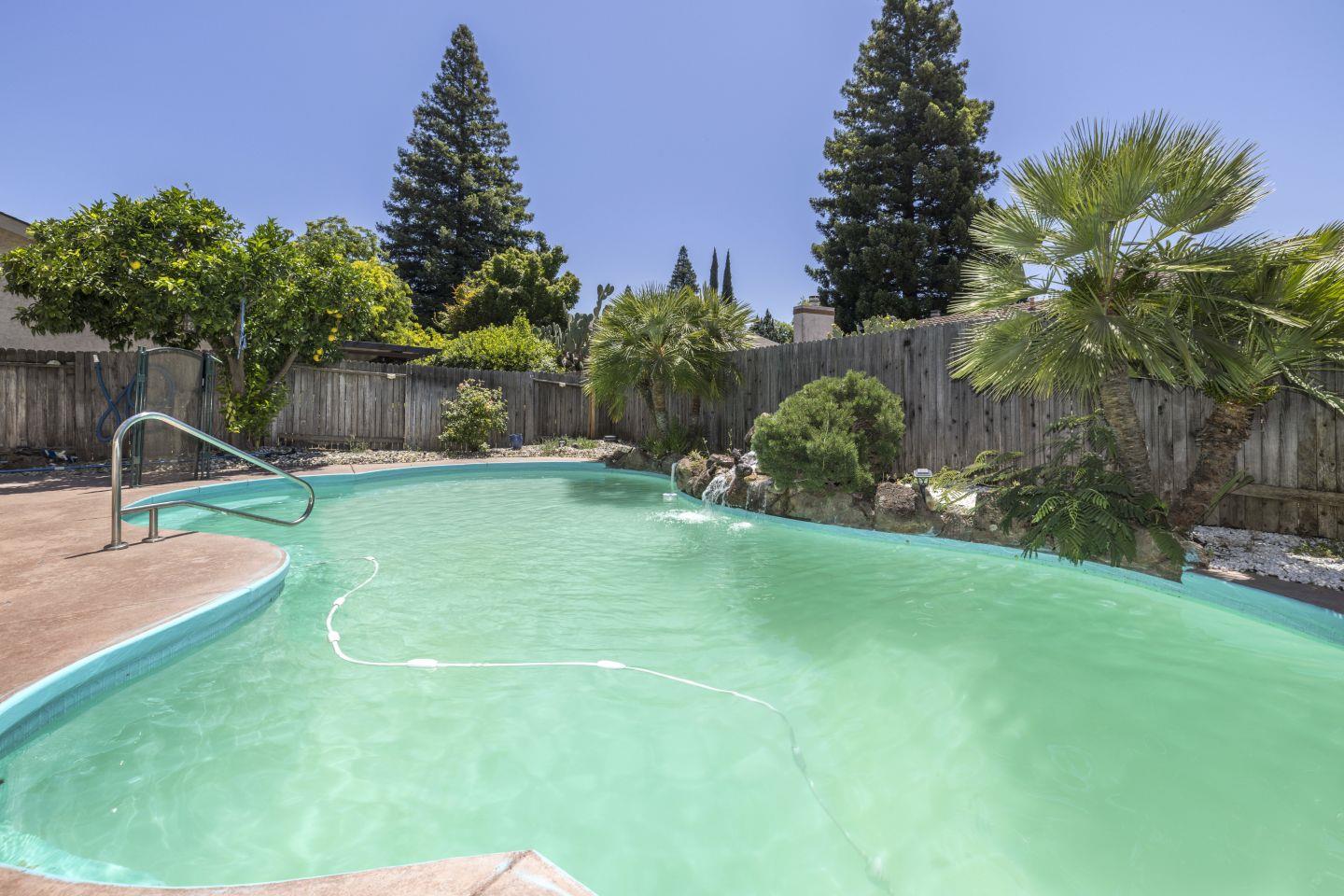 Detail Gallery Image 21 of 24 For 11142 Utopia River Ct, Rancho Cordova,  CA 95670 - 4 Beds | 2/1 Baths