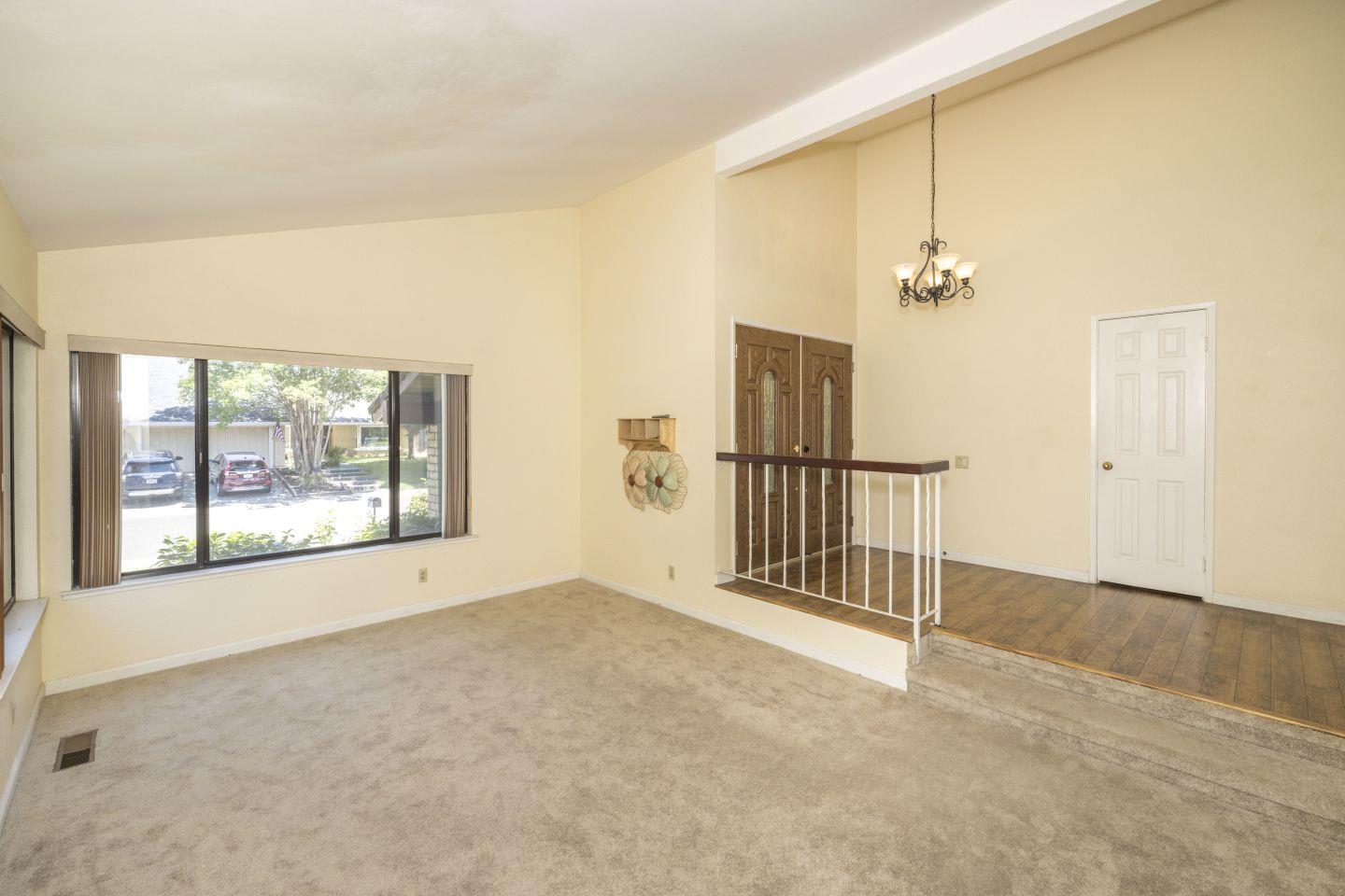 Detail Gallery Image 3 of 24 For 11142 Utopia River Ct, Rancho Cordova,  CA 95670 - 4 Beds | 2/1 Baths