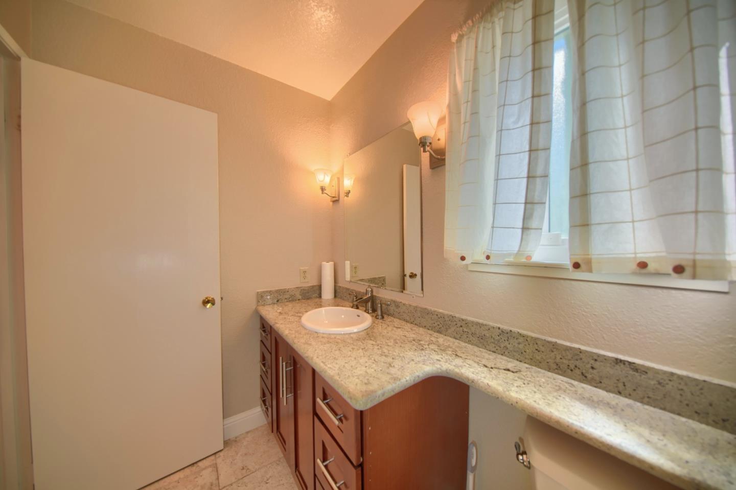 Detail Gallery Image 18 of 69 For 2911 Sunflower Dr, Antioch,  CA 94531 - 3 Beds | 2/1 Baths