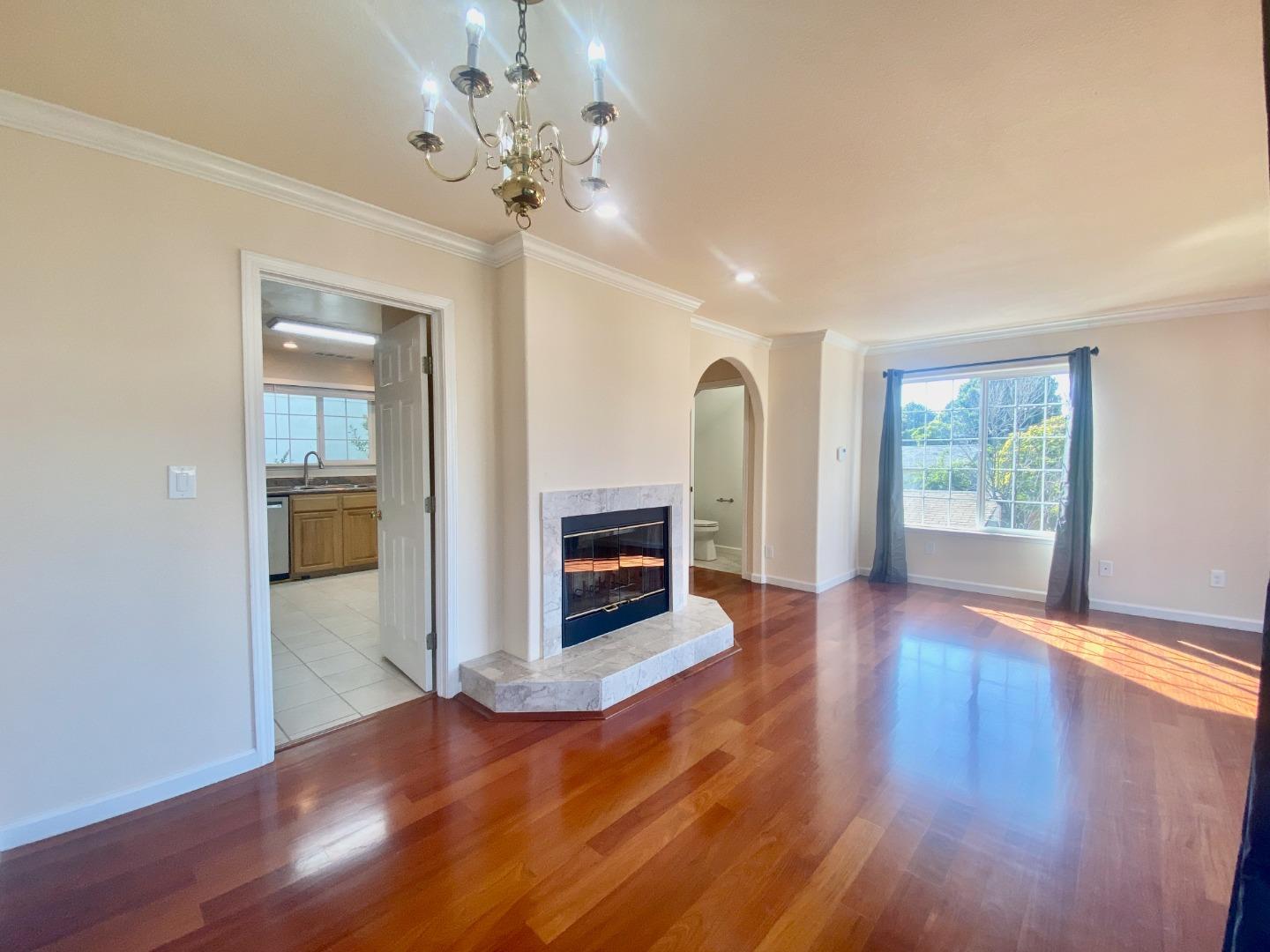 Detail Gallery Image 16 of 28 For 612 Peninsula Ave #C,  Burlingame,  CA 94010 - 2 Beds | 1/1 Baths