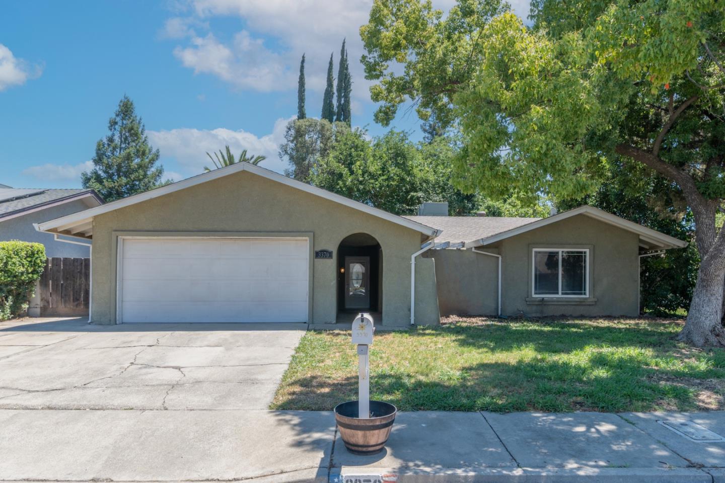 3370 Calaveras Ct, Merced, CA 95340
