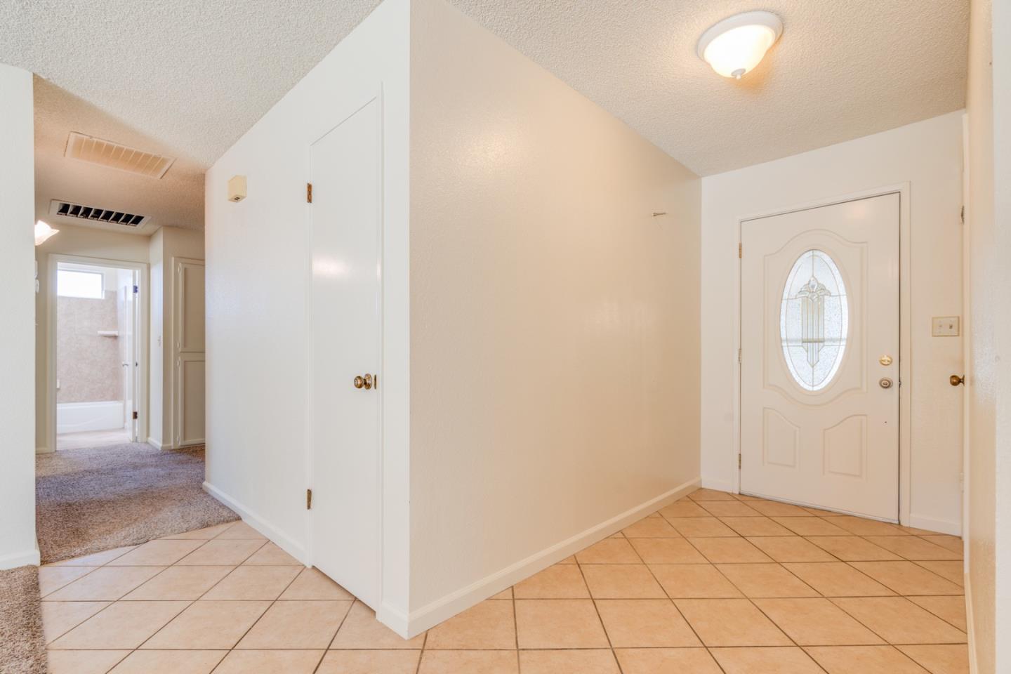 3370 Calaveras Ct, Merced, CA 95340 photo 3