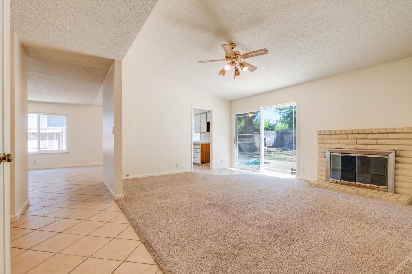 3370 Calaveras Ct, Merced, CA 95340 photo 4