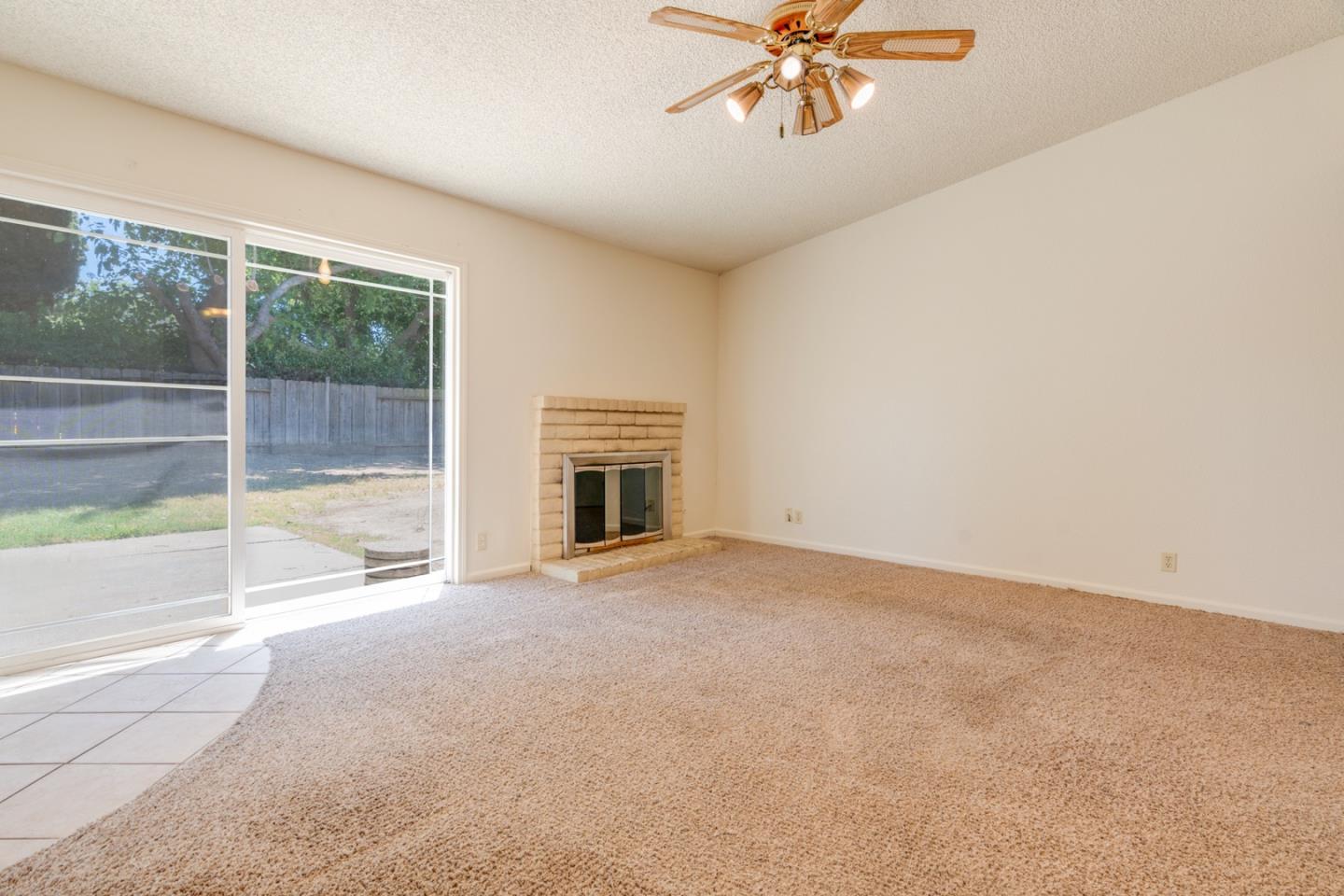3370 Calaveras Ct, Merced, CA 95340 photo 5