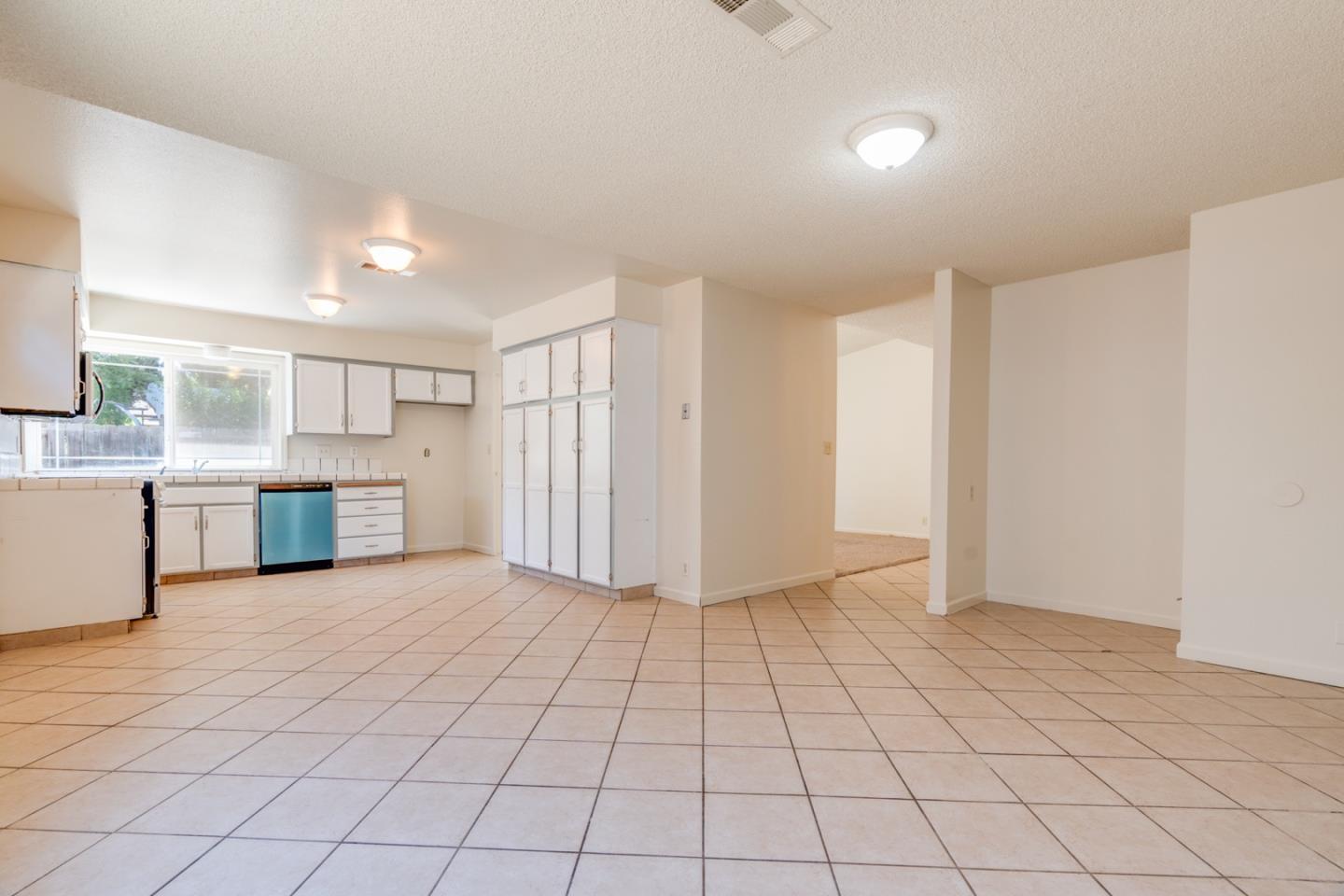 3370 Calaveras Ct, Merced, CA 95340 photo 7