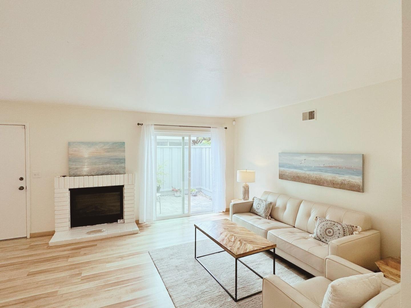 Detail Gallery Image 7 of 45 For 1416 Dolphin Dr, Aptos,  CA 95003 - 2 Beds | 1/1 Baths
