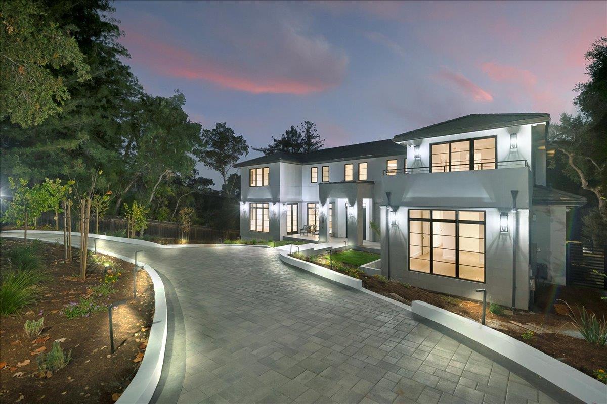 Detail Gallery Image 12 of 154 For 15814 Glen Una Dr, Los Gatos,  CA 95030 - 8 Beds | 9/4 Baths