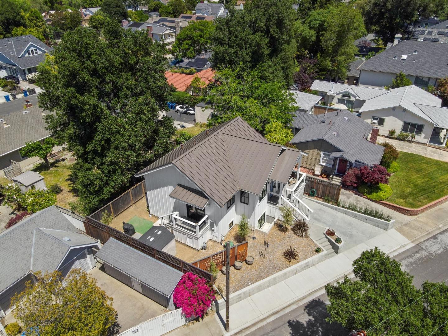 Detail Gallery Image 24 of 26 For 481 Woodland Ave, Los Gatos,  CA 95032 - 3 Beds | 2/1 Baths