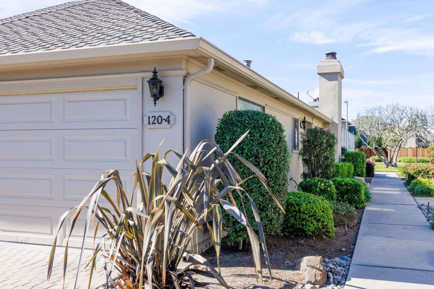 Detail Gallery Image 32 of 41 For 120 Nissen Rd #4,  Salinas,  CA 93901 - 2 Beds | 2 Baths