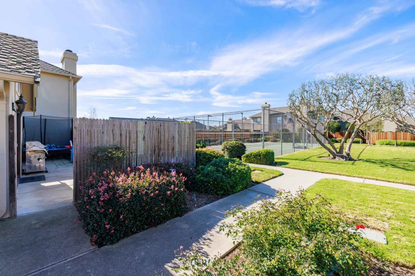 Detail Gallery Image 34 of 41 For 120 Nissen Rd #4,  Salinas,  CA 93901 - 2 Beds | 2 Baths