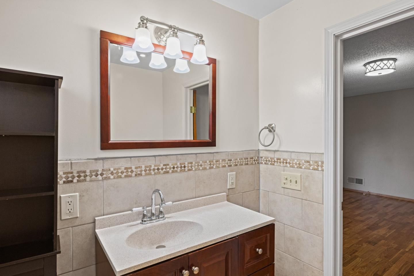 Detail Gallery Image 27 of 59 For 236 Harben Cir, Marina,  CA 93933 - 3 Beds | 2 Baths