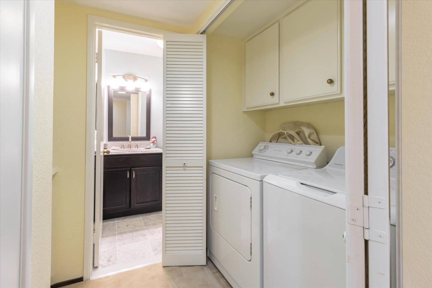 Detail Gallery Image 23 of 28 For 2031 Foxhall Loop, San Jose,  CA 95125 - 3 Beds | 2/1 Baths