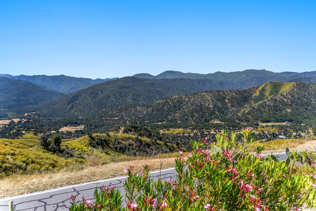 Detail Gallery Image 20 of 32 For 34901 Sky Ranch Rd, Carmel Valley,  CA 93924 - 2 Beds | 1 Baths