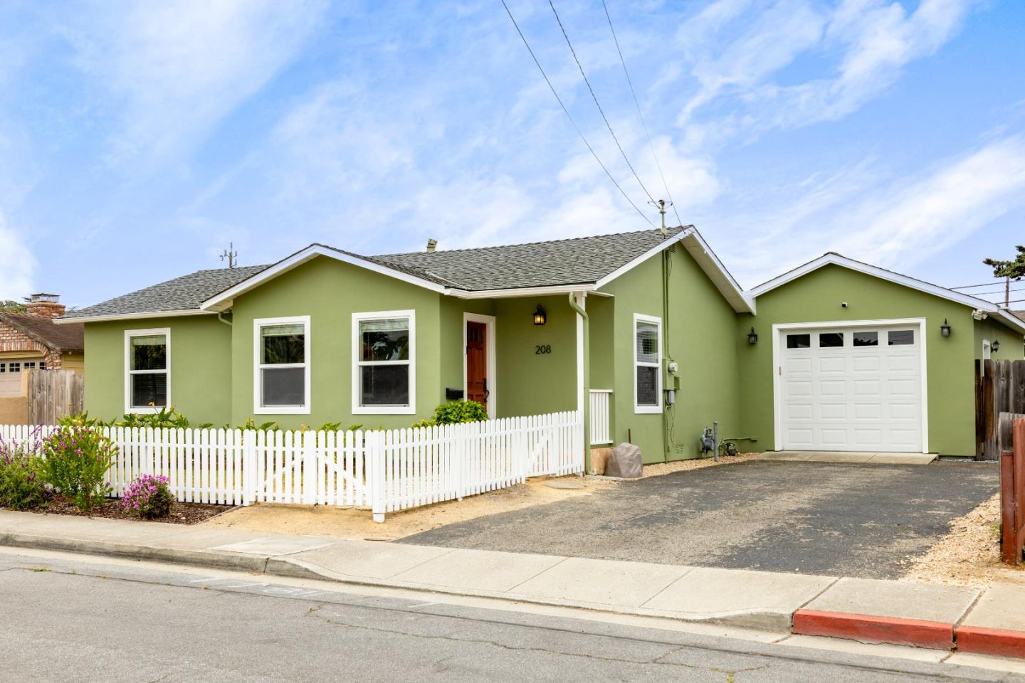 Listing photo