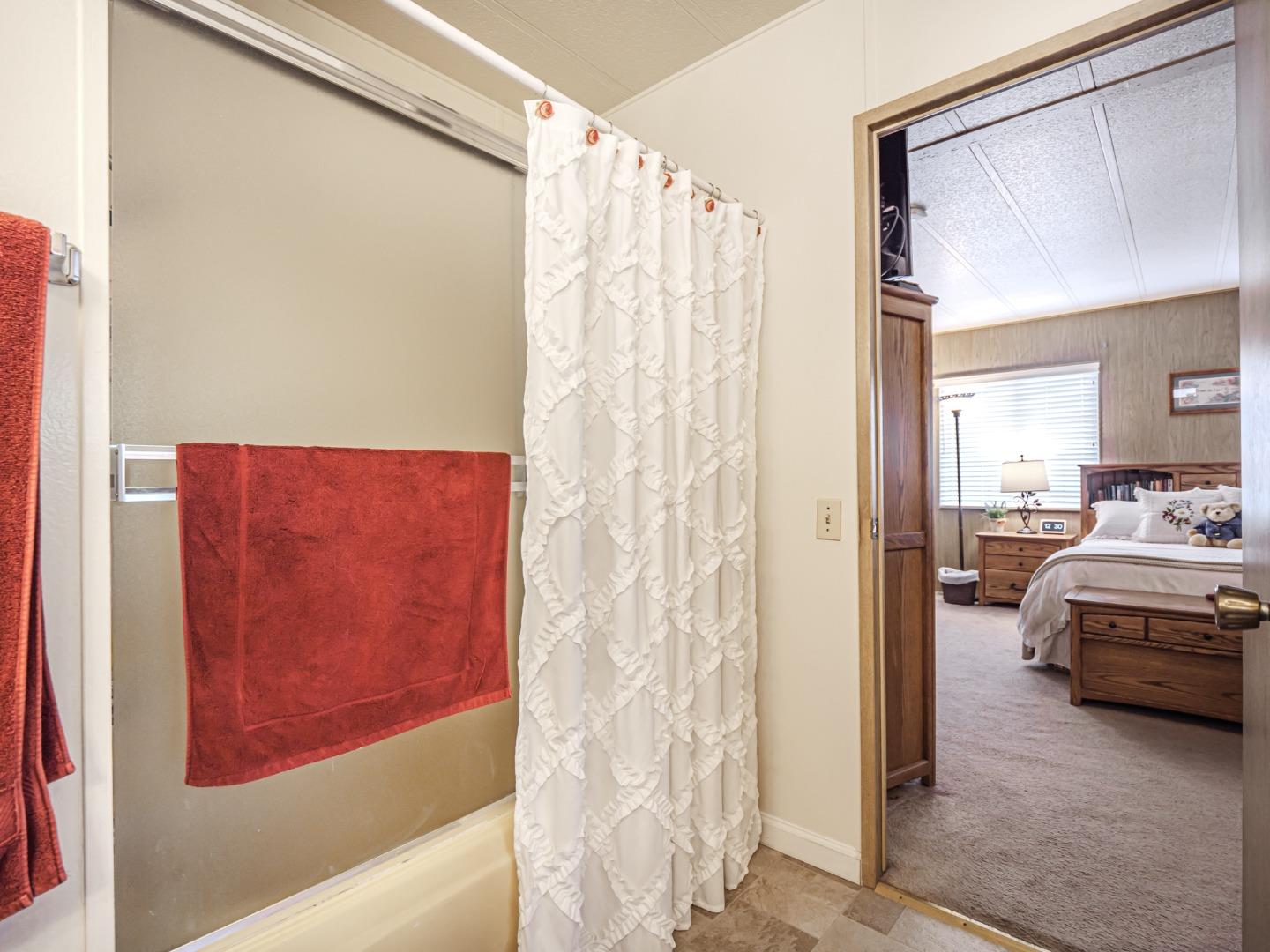 Detail Gallery Image 27 of 55 For 2655 Brommer St #26,  Santa Cruz,  CA 95062 - 2 Beds | 2 Baths