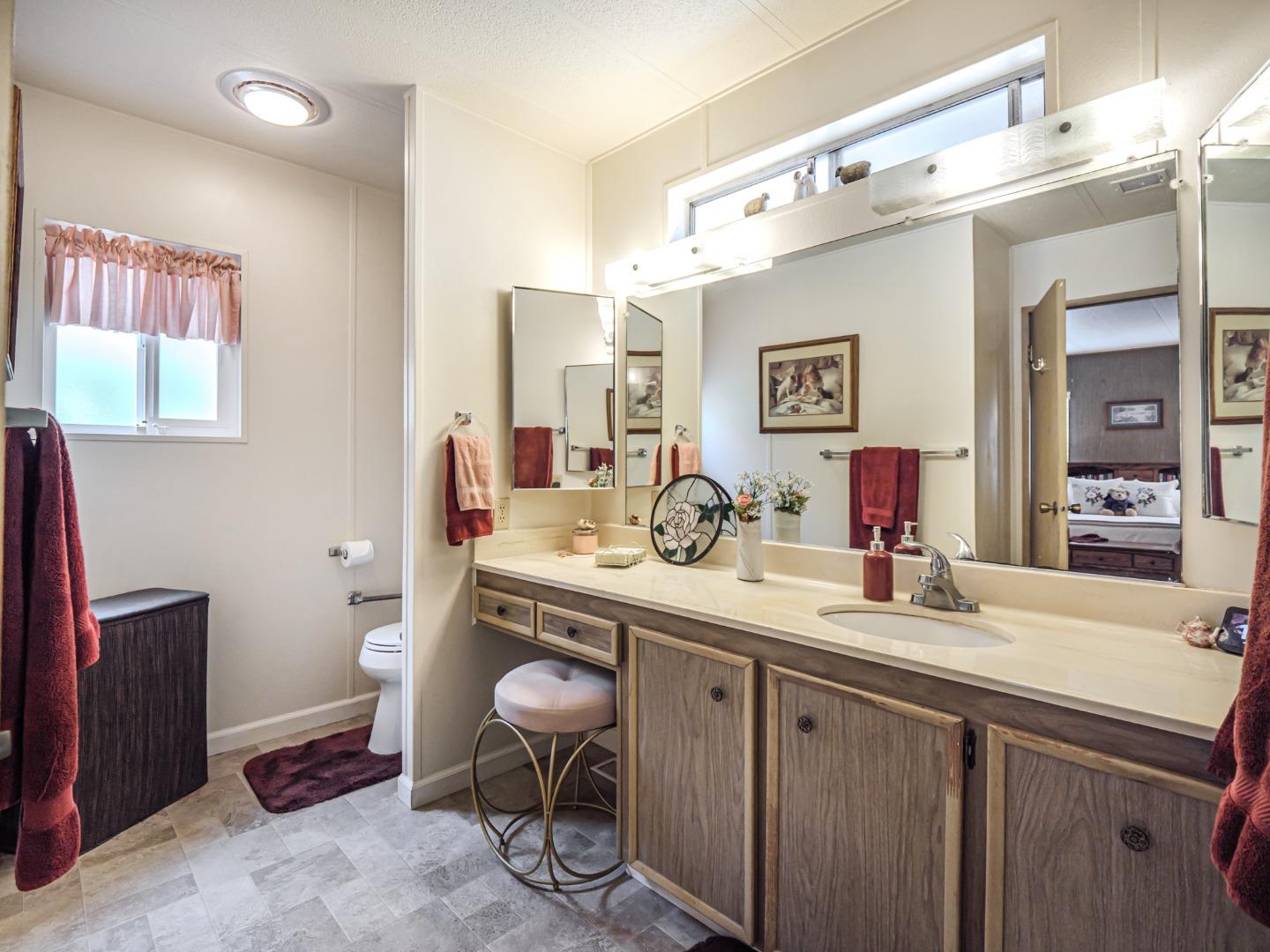 Detail Gallery Image 31 of 55 For 2655 Brommer St #26,  Santa Cruz,  CA 95062 - 2 Beds | 2 Baths