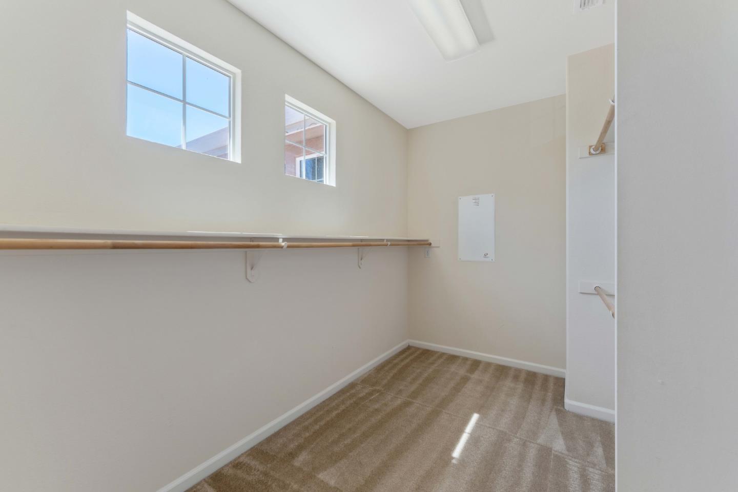 Detail Gallery Image 32 of 41 For 166 Barcelona Dr, Tracy,  CA 95377 - 4 Beds | 2/1 Baths