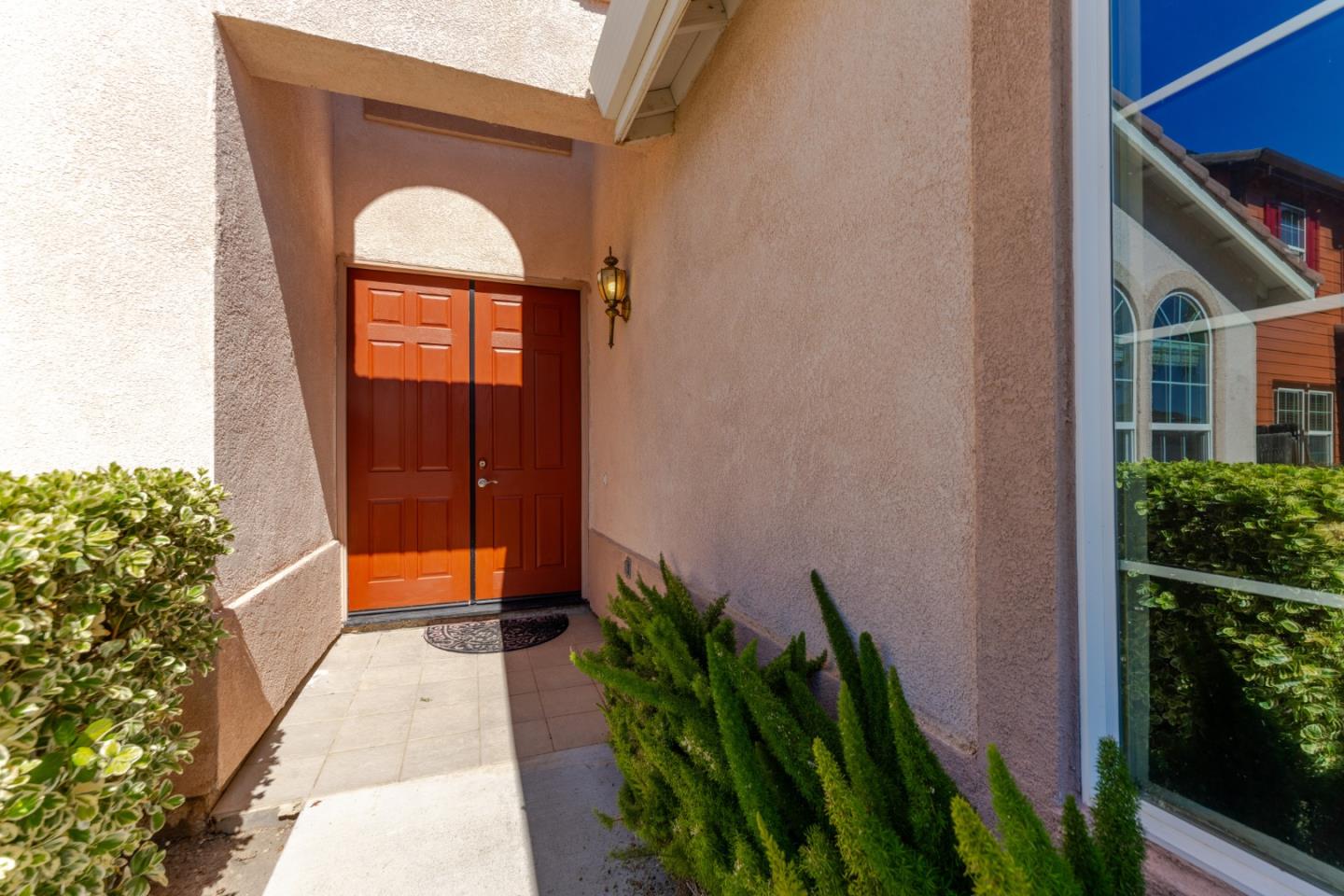 Detail Gallery Image 6 of 41 For 166 Barcelona Dr, Tracy,  CA 95377 - 4 Beds | 2/1 Baths