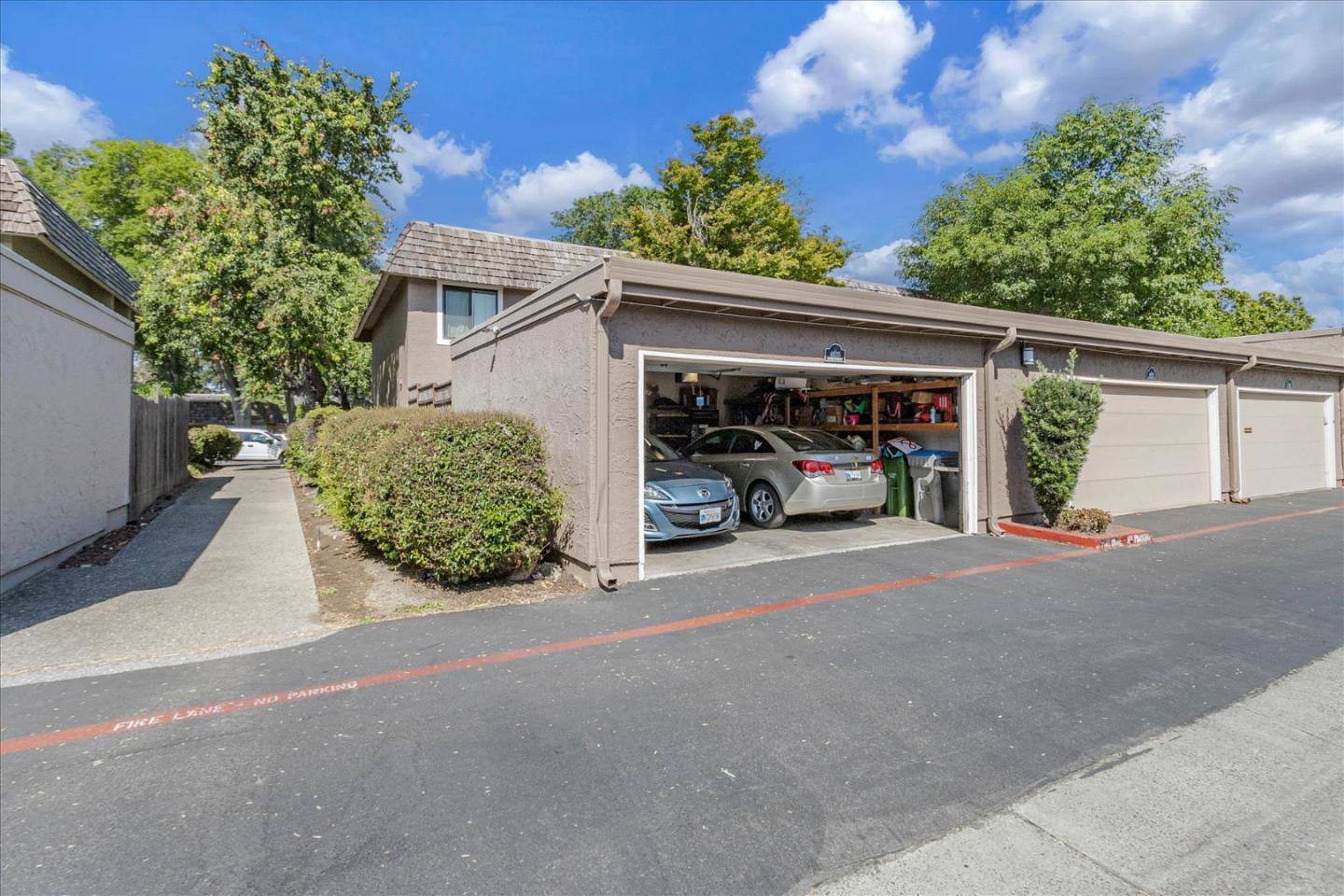 Detail Gallery Image 31 of 33 For 4625 Adobe River Ct, San Jose,  CA 95136 - 3 Beds | 2/1 Baths