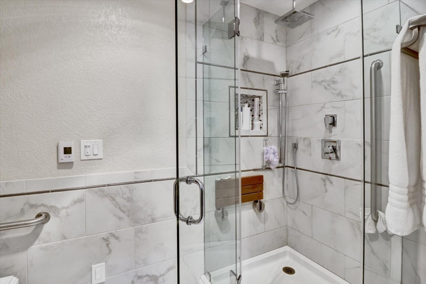 Detail Gallery Image 12 of 36 For 190 Cleaveland Rd #12,  Pleasant Hill,  CA 94523 - 3 Beds | 2 Baths