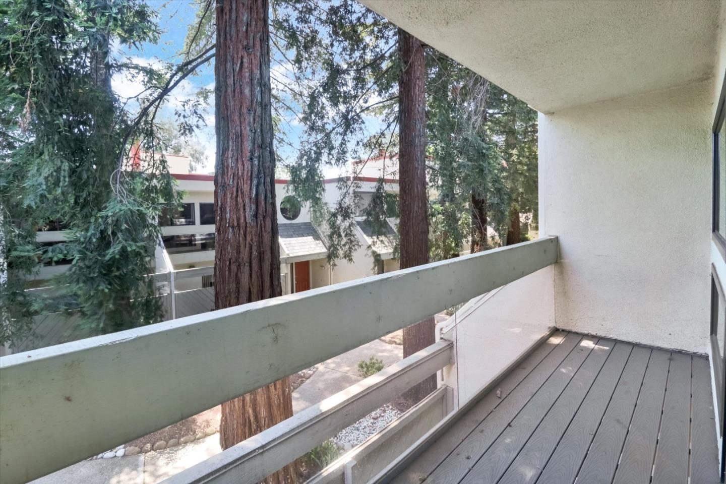 Detail Gallery Image 19 of 36 For 190 Cleaveland Rd #12,  Pleasant Hill,  CA 94523 - 3 Beds | 2 Baths