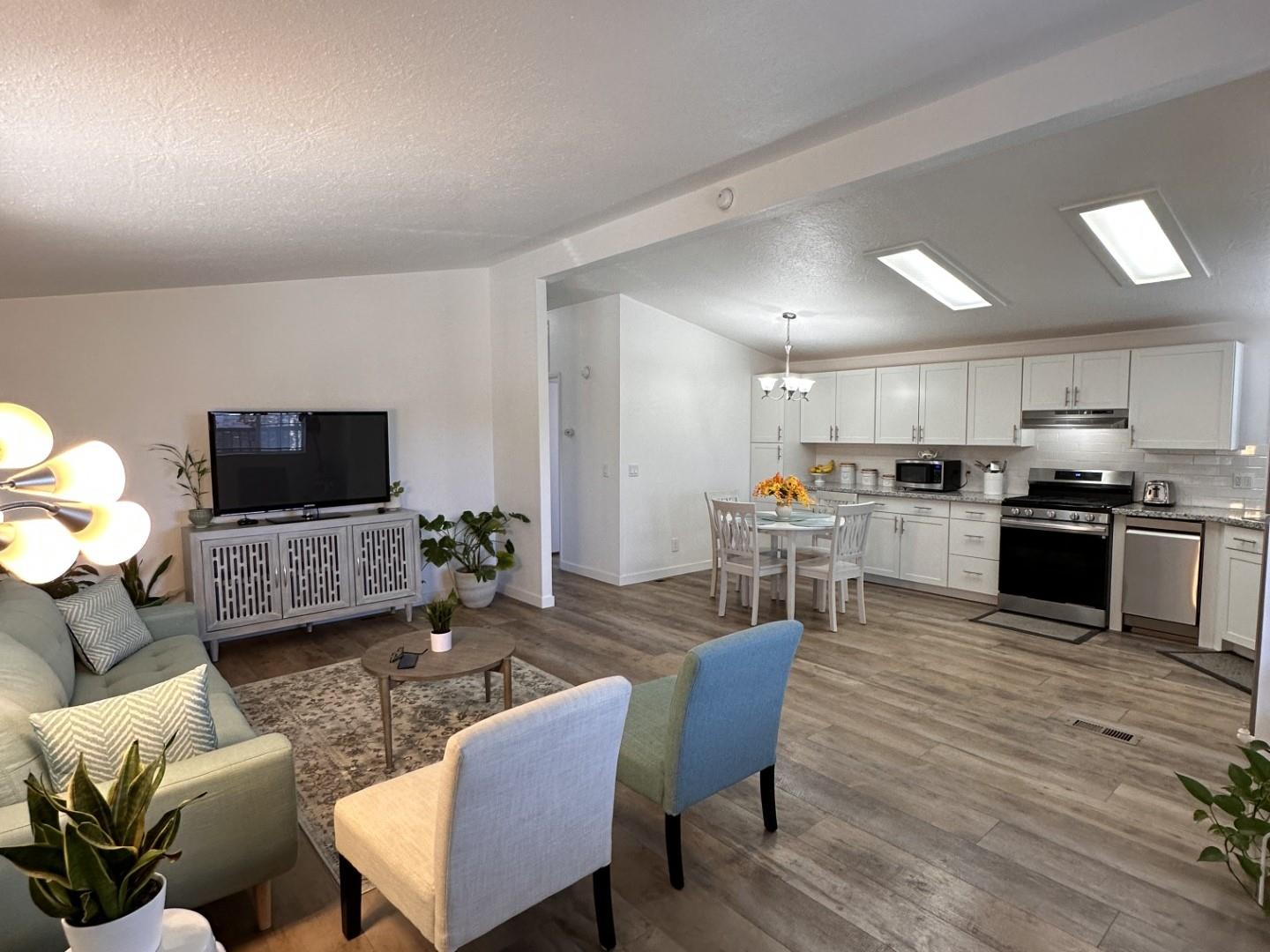 Detail Gallery Image 11 of 31 For 227 Ricardo Ave #227,  Santa Rosa,  CA 95407 - 2 Beds | 2 Baths