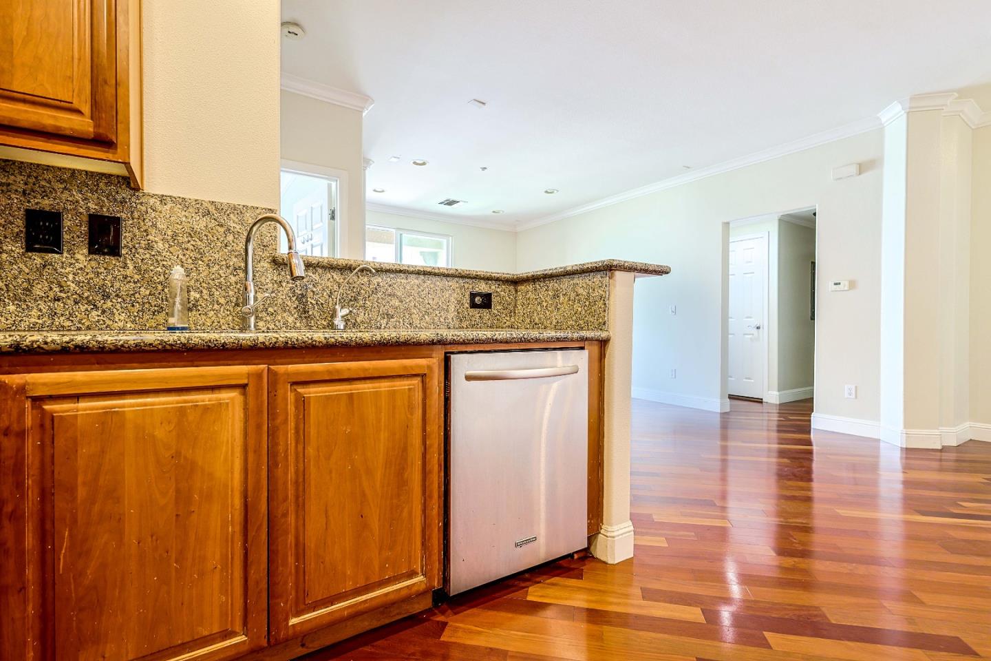 Detail Gallery Image 6 of 31 For 3245 Dublin Blvd #329,  Dublin,  CA 94568 - 2 Beds | 2 Baths