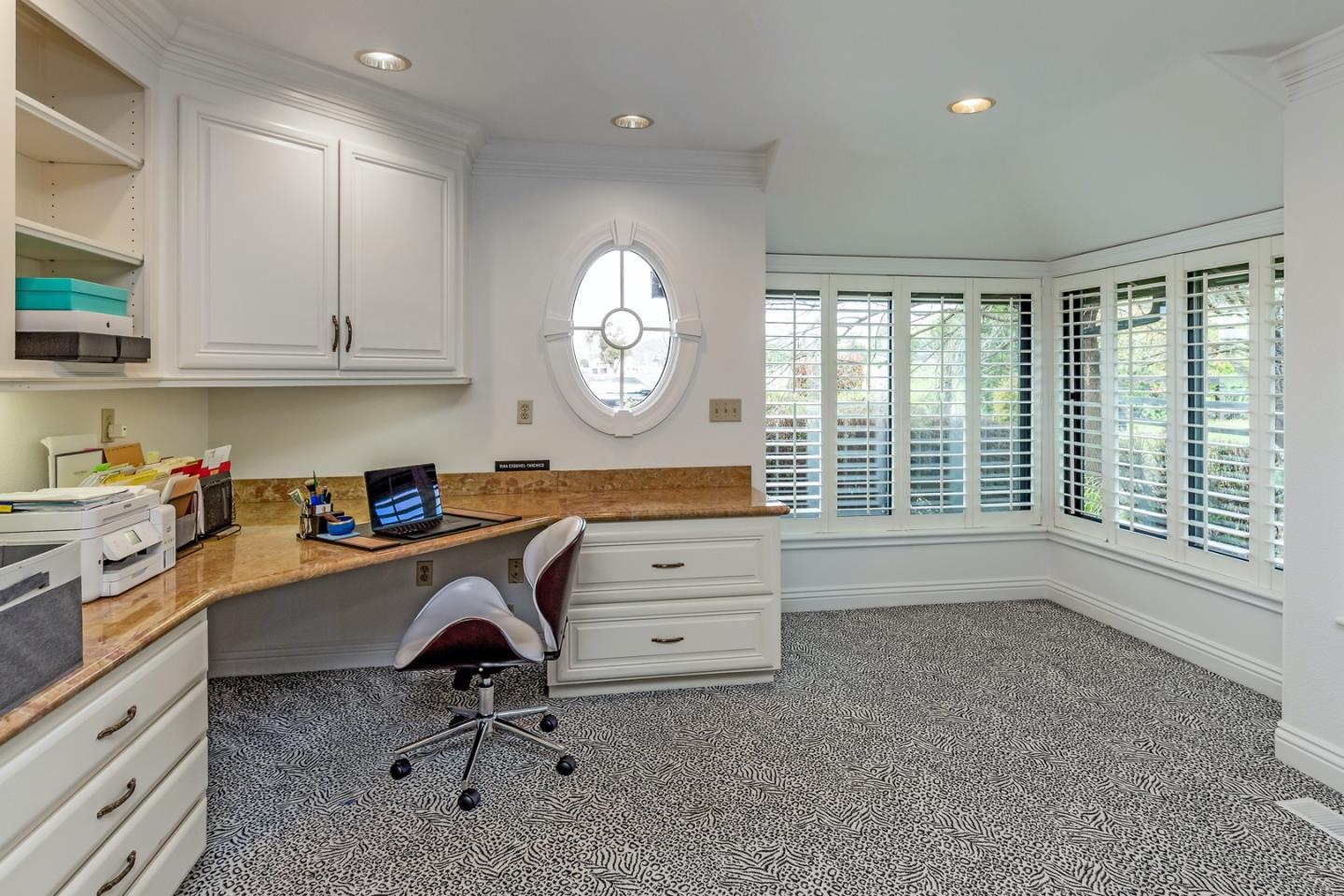 Detail Gallery Image 10 of 25 For 17310 Hendry, Morgan Hill,  CA 95037 - 6 Beds | 5 Baths