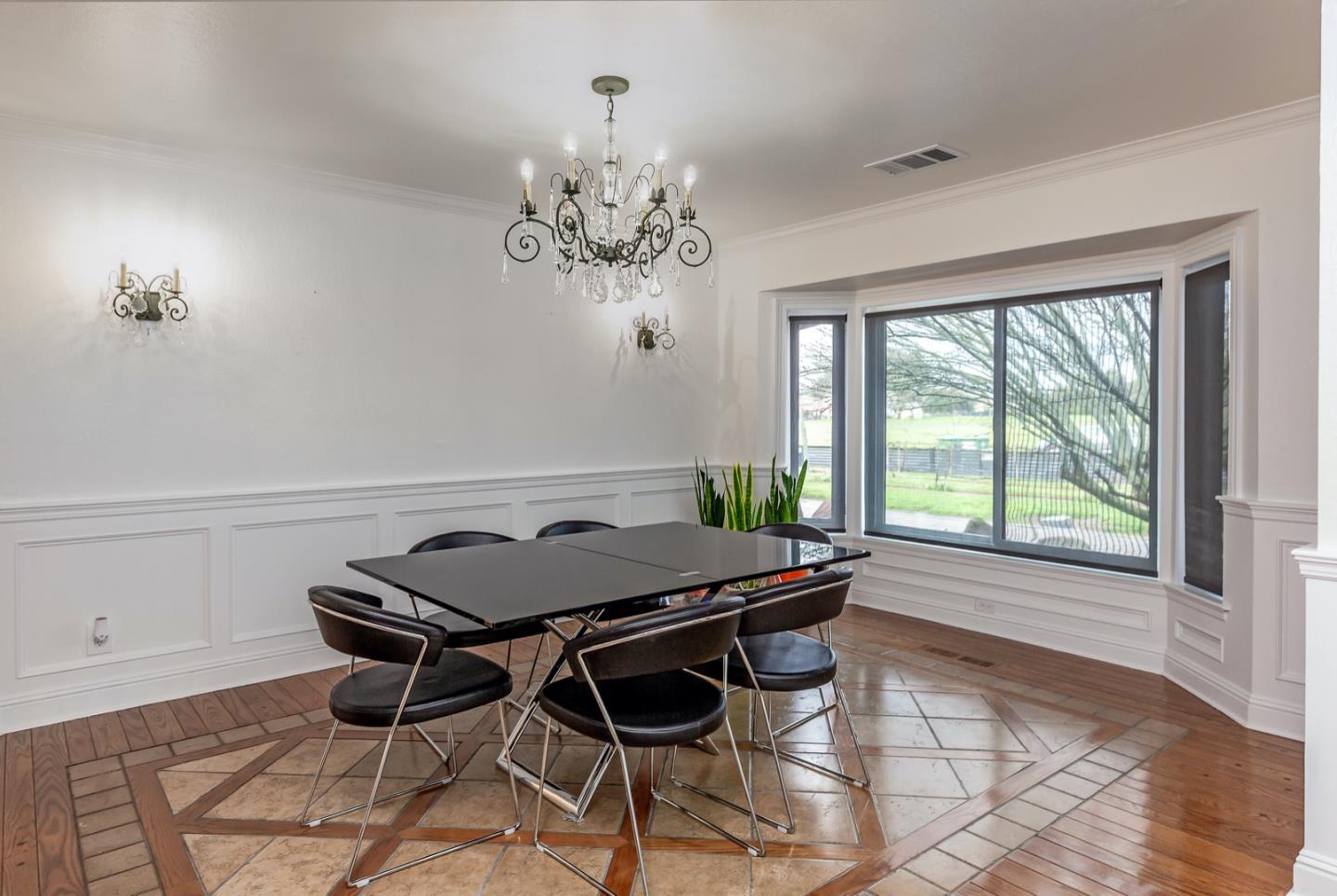 Detail Gallery Image 5 of 25 For 17310 Hendry, Morgan Hill,  CA 95037 - 6 Beds | 5 Baths