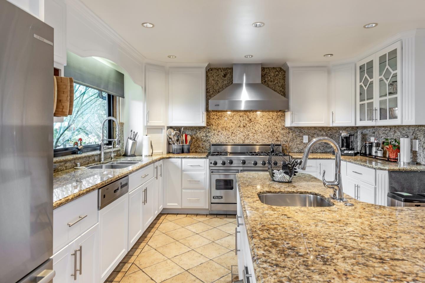 Detail Gallery Image 6 of 25 For 17310 Hendry, Morgan Hill,  CA 95037 - 6 Beds | 5 Baths