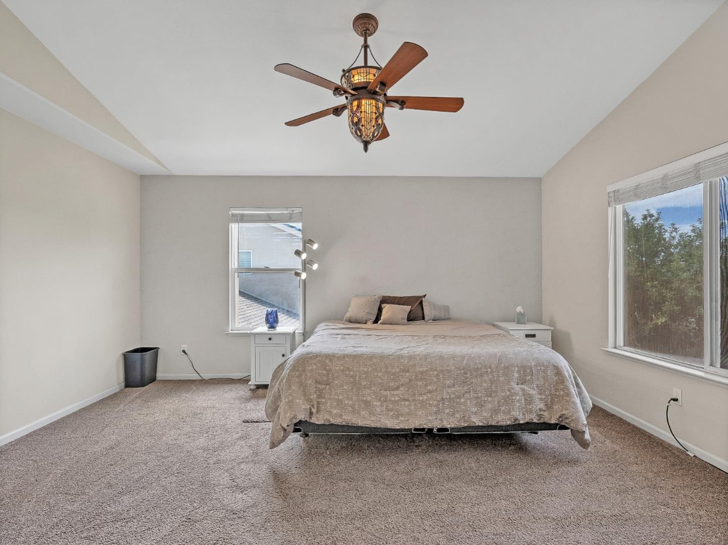 Detail Gallery Image 25 of 39 For 2177 Sanctuary Way, Manteca,  CA 95337 - 5 Beds | 2/1 Baths